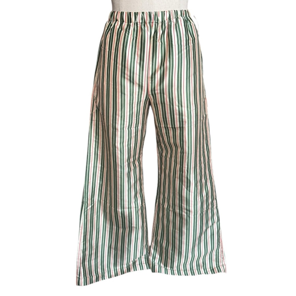 Striped Sleeveless Jumpsuit - Picture 12 of 15